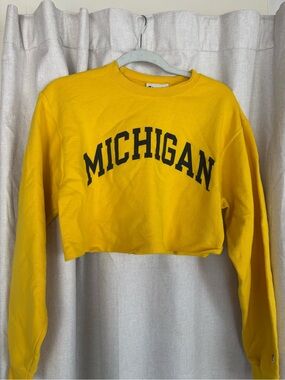 Michigan Women’s Cropped Sweatshirt - Yellow